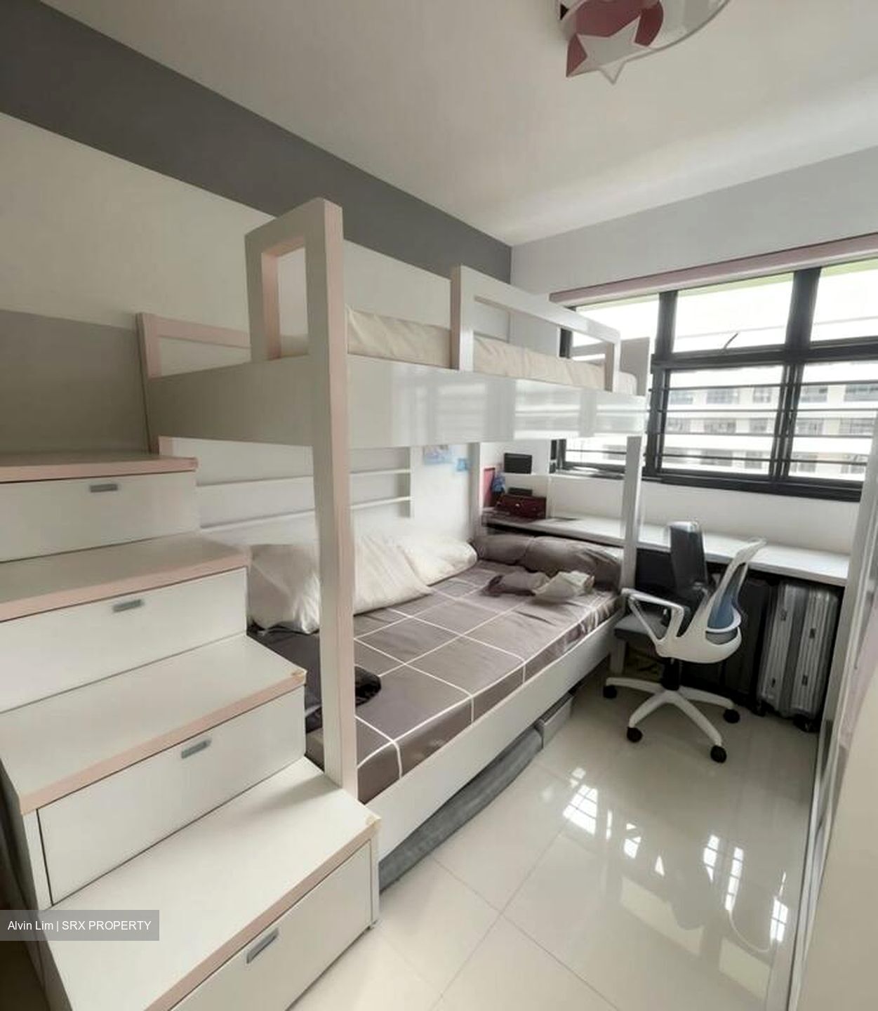 Tampines Street 61 (Tampines), Multi Generation #497368291